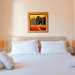 Stunning Two Bedrooms Steps From The * Sarandë