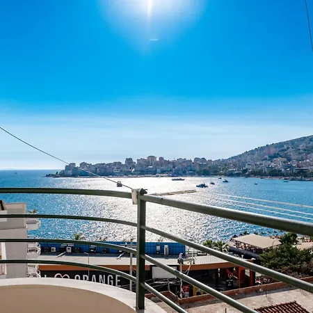 Stunning Two Bedrooms Steps From The Apartment *